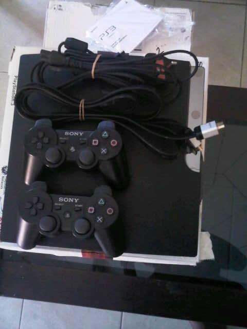 PS3 Slim Black 320Gb NEW!! Dijual Cepat!