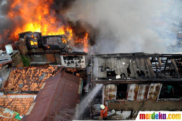 Panas gan... !!! Foto-foto kebakaran di cempaka baru Jakarta Pusat