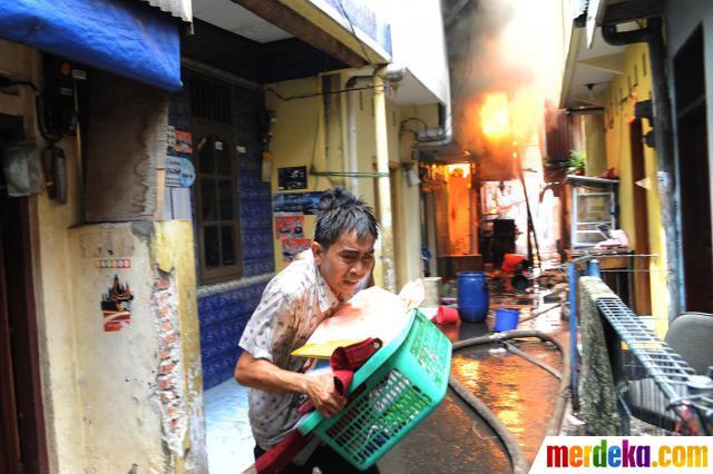 Panas gan... !!! Foto-foto kebakaran di cempaka baru Jakarta Pusat