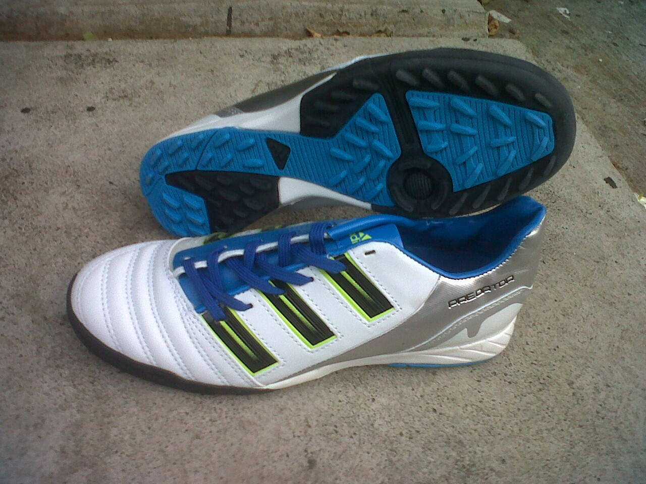 Terjual Jual Sepatu  Futsal  Adidas Predator KW Import  KASKUS