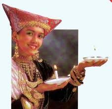 13 Budaya Indonesia Yang Pernah Di Klaim Malaysia (Serba 13)