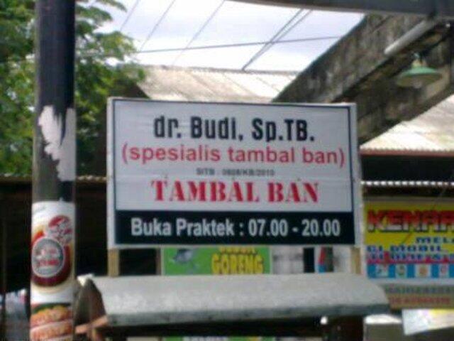 Dokter Ahli Spesialis Tambal Ban... NGAKAK GAN!!!