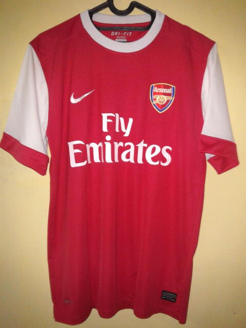 Jersey dan Jaket - Banyak ARSENALnya....MASUKKKK
