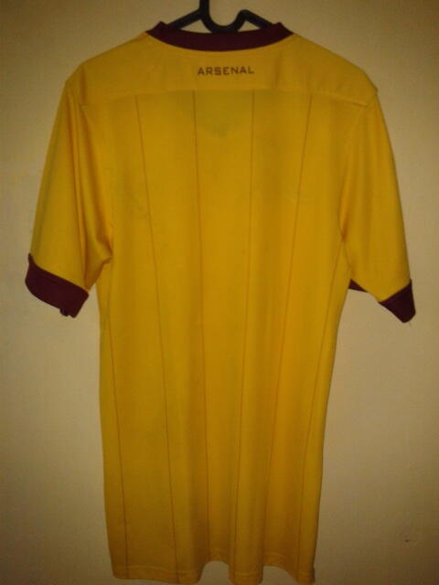 Jersey dan Jaket - Banyak ARSENALnya....MASUKKKK