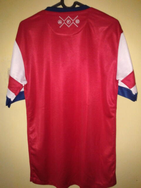 Jersey dan Jaket - Banyak ARSENALnya....MASUKKKK