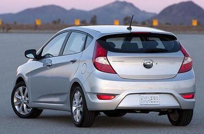 PROMO AKBAR HYUNDAI GRAND AVEGA READY STOCK MT/AT BONUS FULL DP 15%