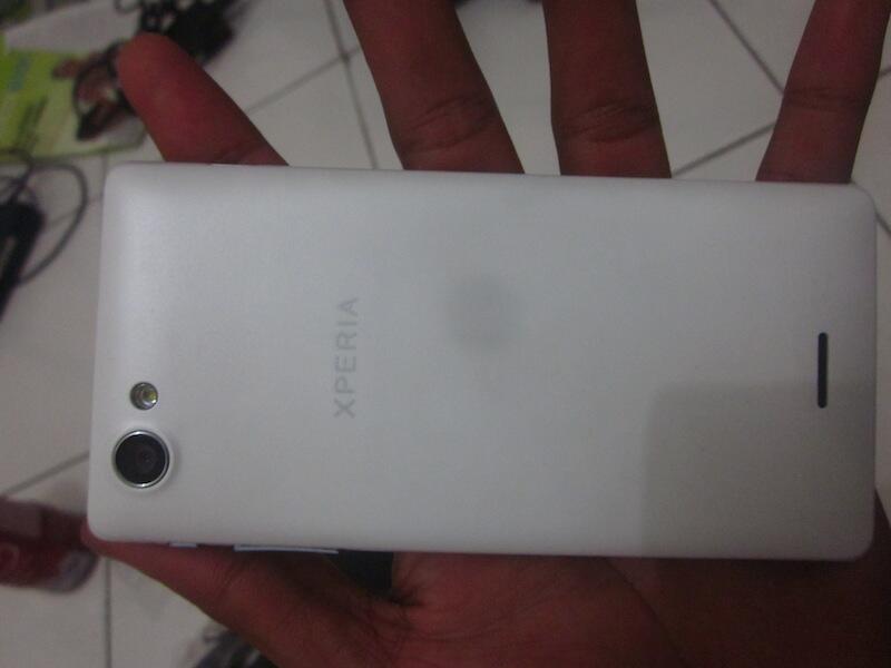 Sony Xperia J