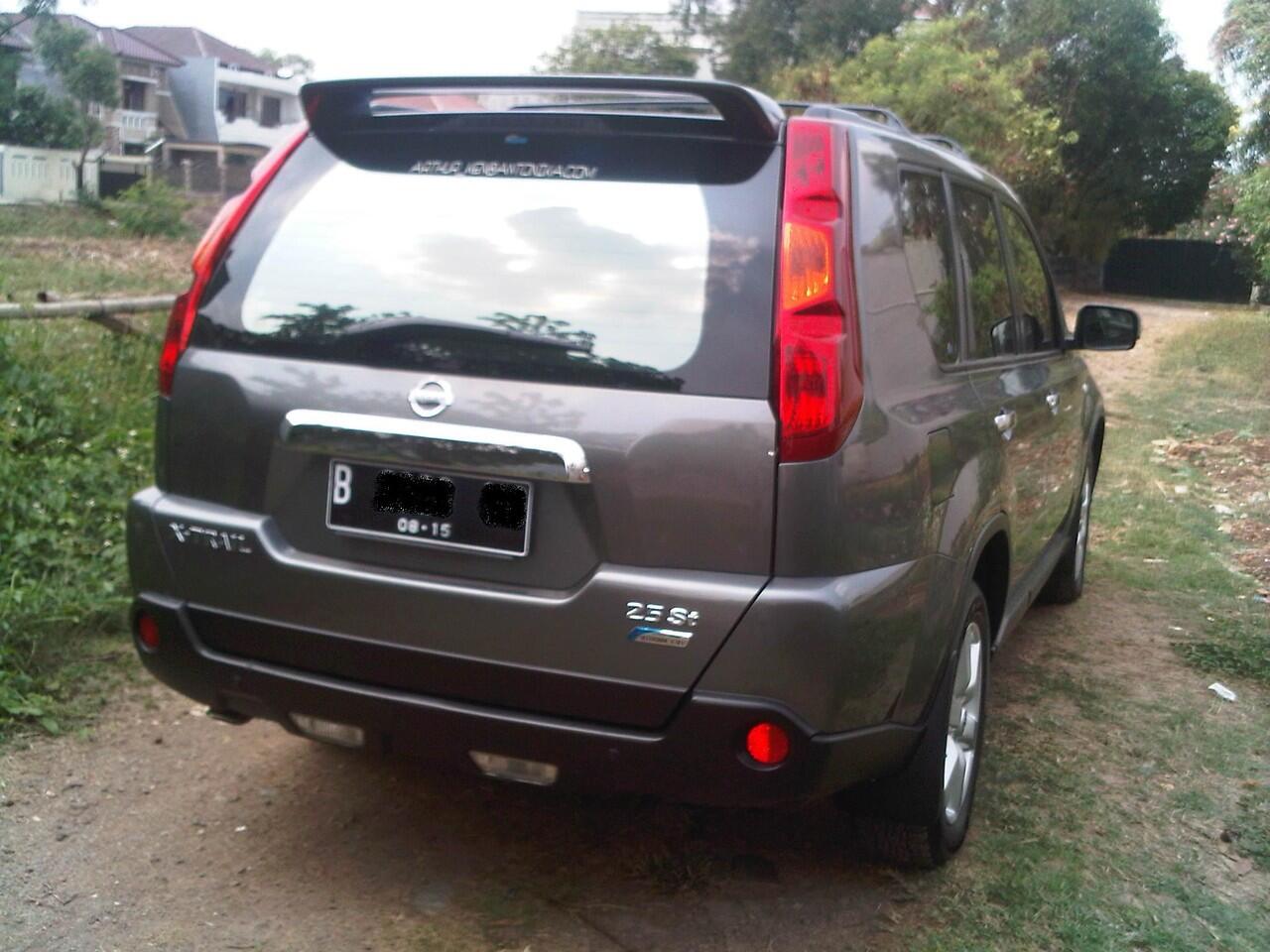 Nissan X-trail CVT 2010 GREY km baru 17ribu TDP 37jt NEGO