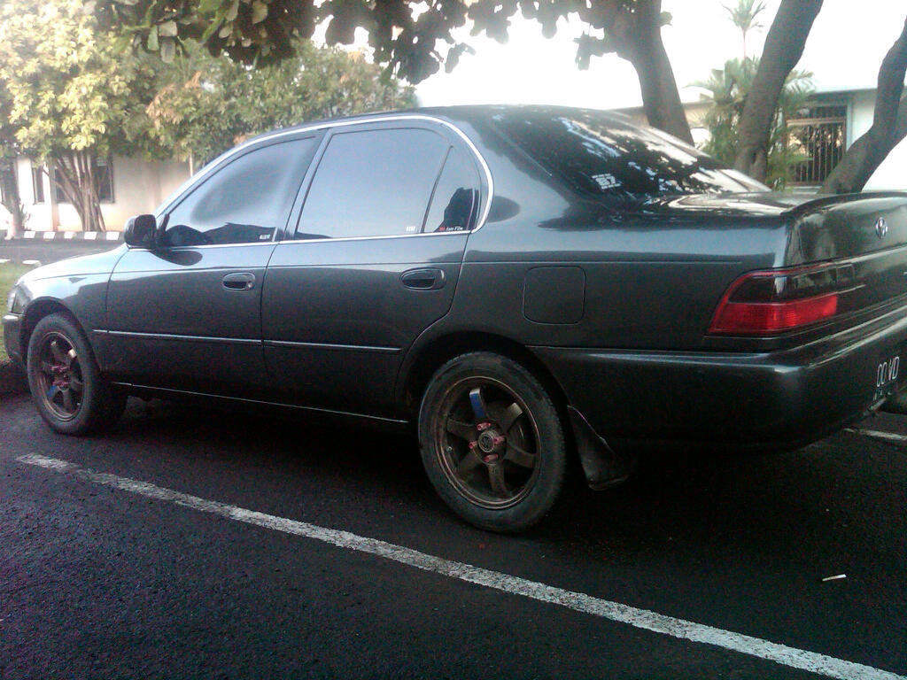Dijual TOYOTA GREAT COROLLA '93