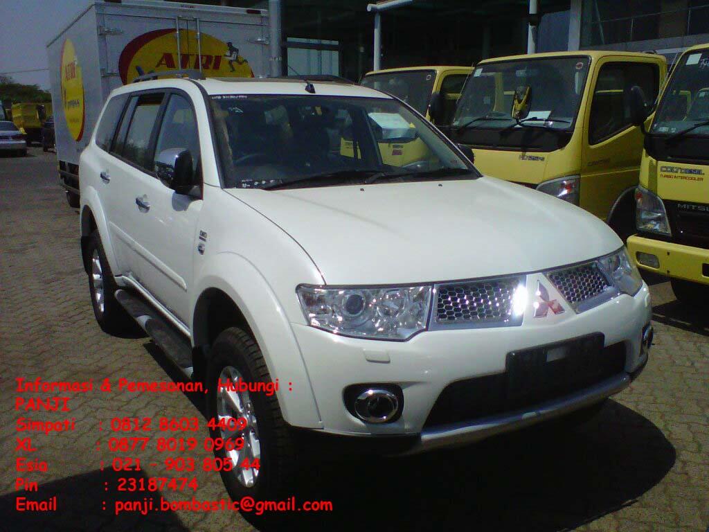 MITSUBISHI PAJERO SPORT DAKKAR..READY HITAM DAN PUTIH..