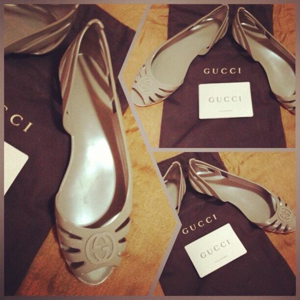 authentic GUCCI JELLY SHOES size 36