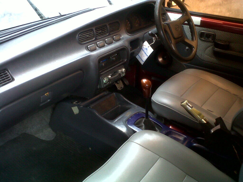 Daihatsu Espass 1997 Warna Merah Istimewa