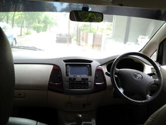 KIJANG INNOVA V.AT 2005 NEGO CEPAT