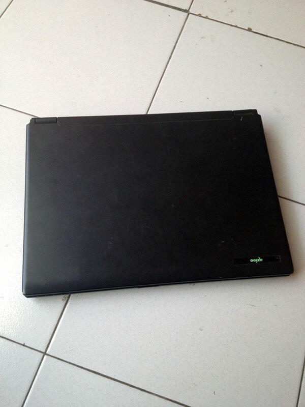 LAPTOP / leptop AXIOO M54V