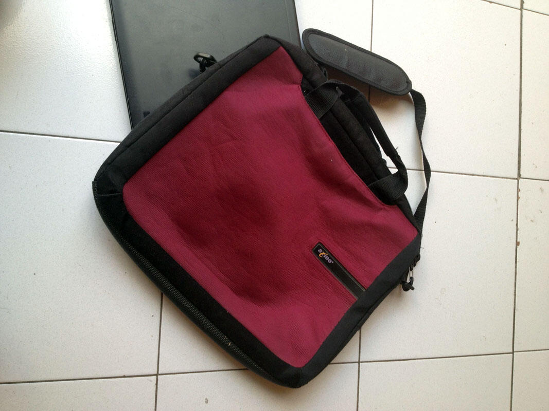 LAPTOP / leptop AXIOO M54V