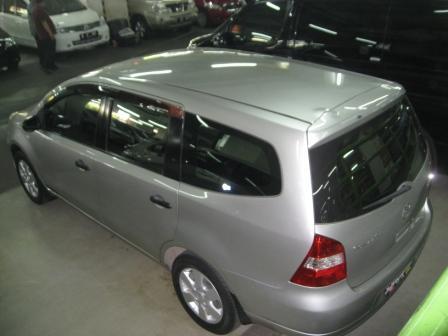 Nissan Grand Livina XV automatik 2008 Abu-abu Istimewa