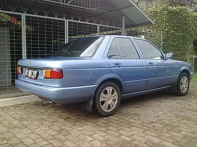 nissan sunny thn 1996