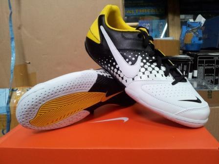 Sepatu Futsal Ori