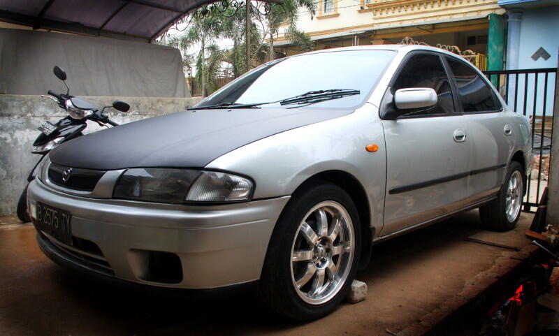Mazda Familia Th. 1977. DOHC 1.8. KM 197.000