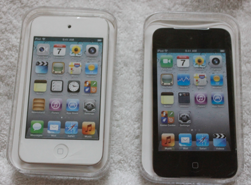 Jual: iPod touch gen 4 white/black 64GB! mulus kinclong 99%! MURAH