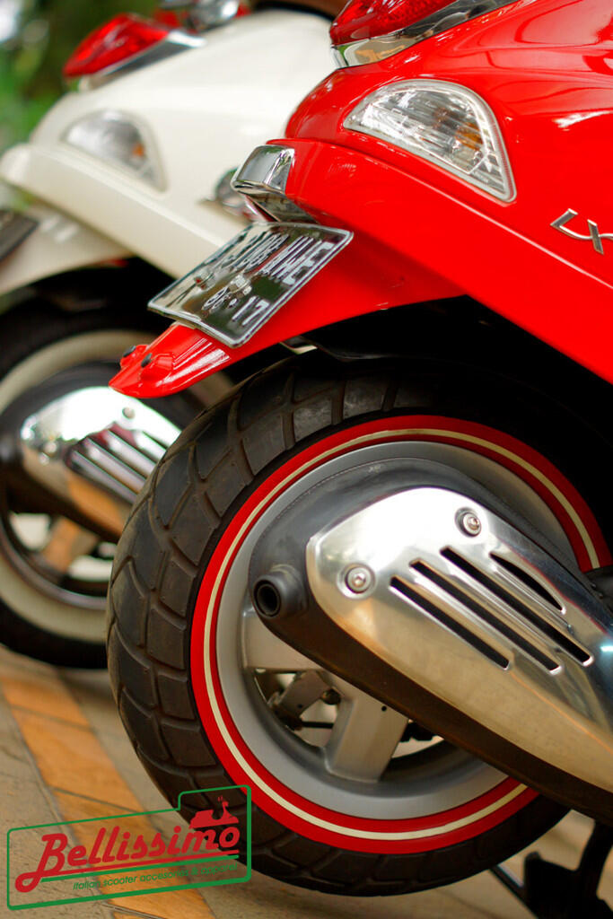 Terjual Italian scooter Partsfor GTS,LX,S,LXV,Corsa,NPX 