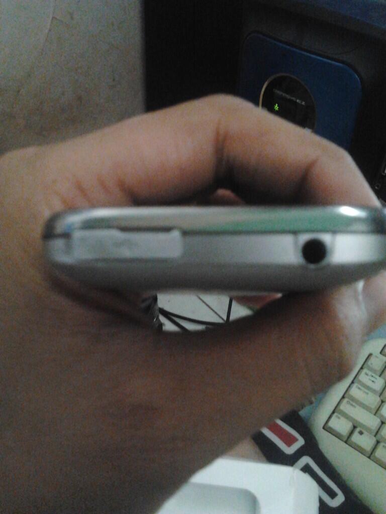 Samsung Galaxy Young GT-S5360 fullset Bandung