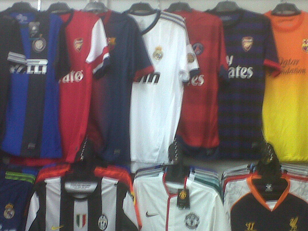 JUAL JERSEY DAN JAKET TIM KESAYANGAN ORI THAILAND