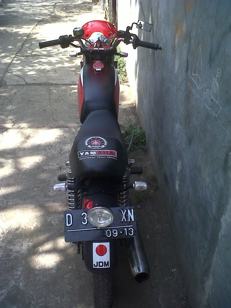 YAMAHA RX 100 CLASSIC