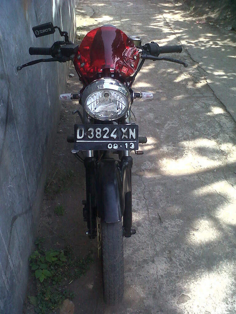 YAMAHA RX 100 CLASSIC