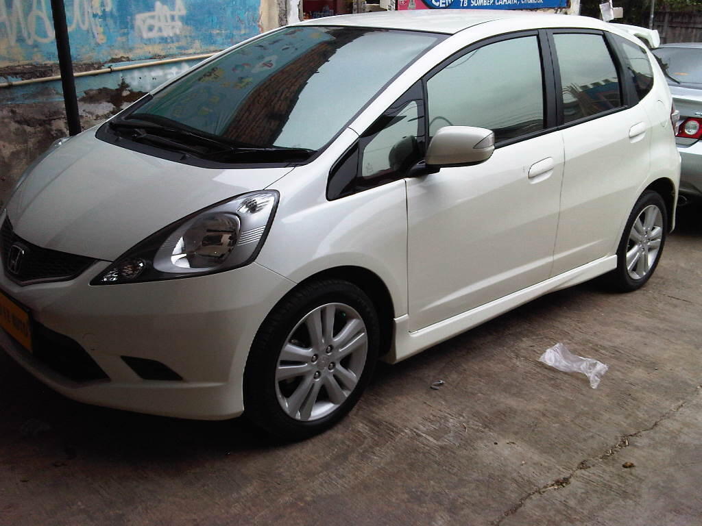 honda all new jazz rs mt 2010 putih metalik