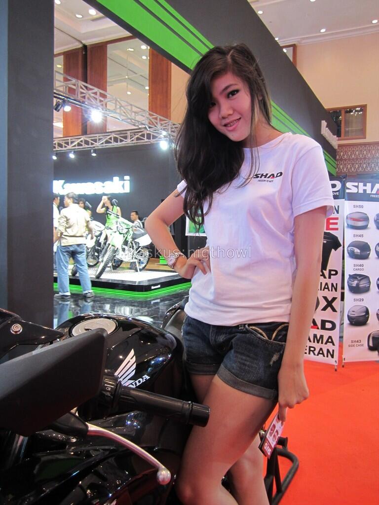 Photo-photo Jakarta Motor Show 2012