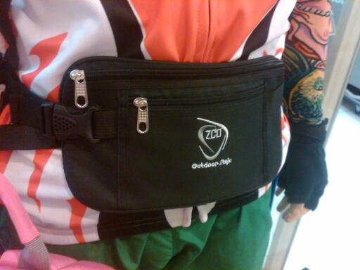 Tas pasport merk Zco bahan anti air