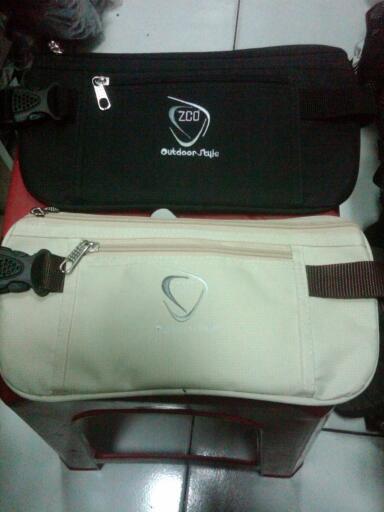 Tas pasport merk Zco bahan anti air