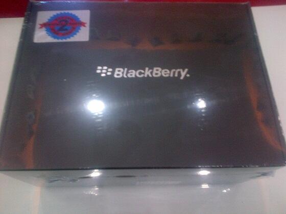 BNIB Blackberry 8830 garansi star 2tahun