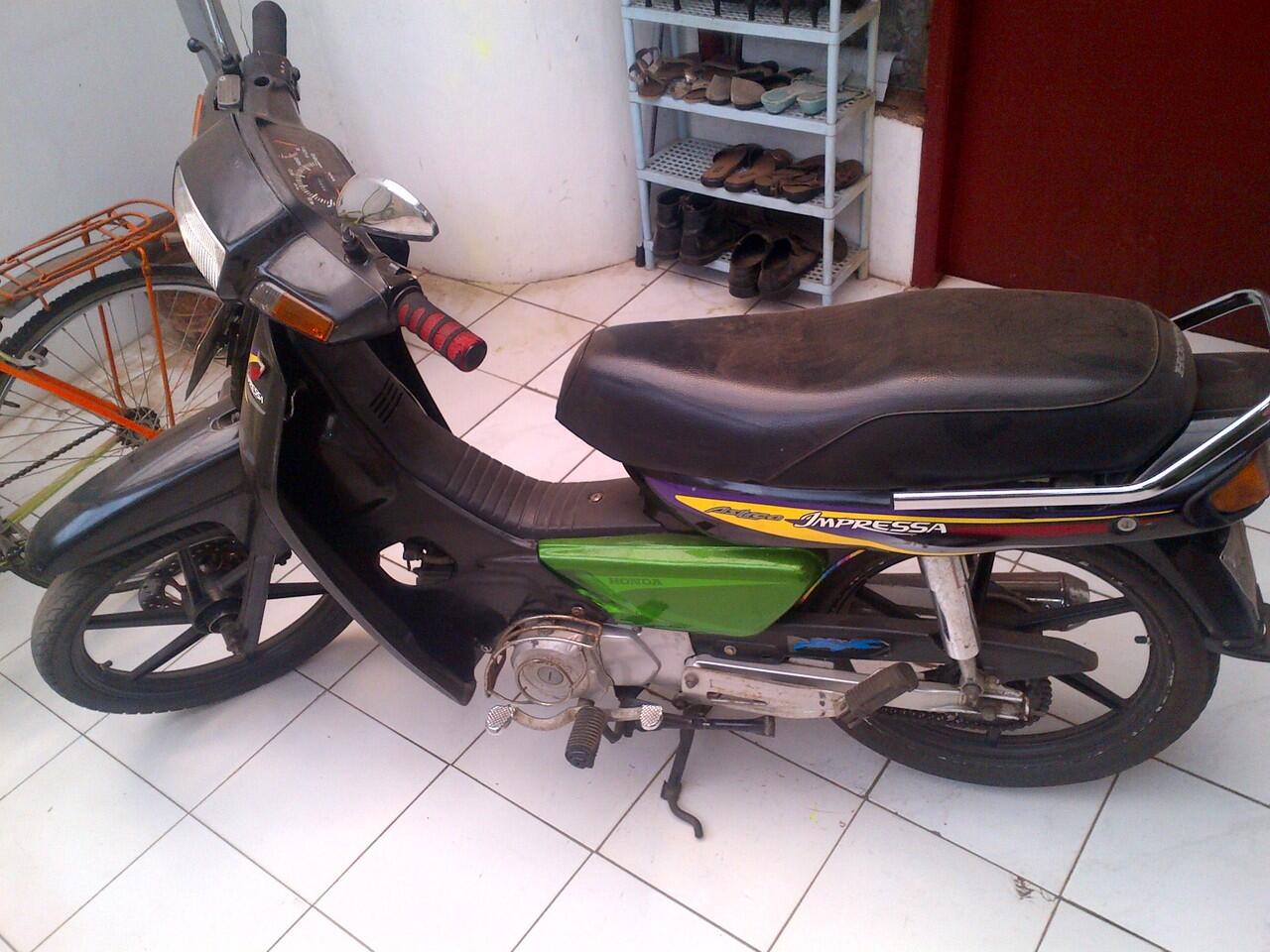 Terjual HONDA ASTREA GRAND iMPRESSA SPECiAL EDiTiON CAKRAM 