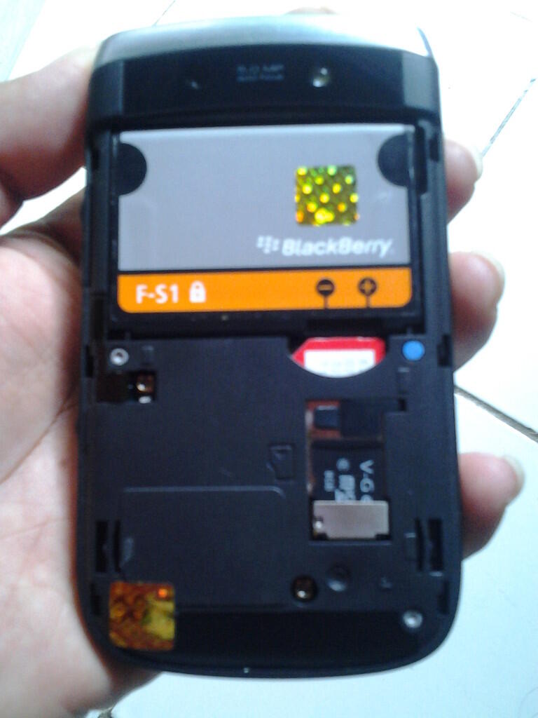 WTS BLACKBERRY TORCH 9810 a.k.a JENINGS (torch 2)