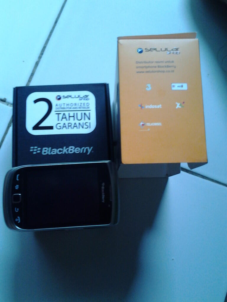 WTS BLACKBERRY TORCH 9810 a.k.a JENINGS (torch 2)
