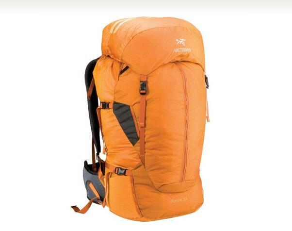 ARC`TERYX axios 50 copper BNWT