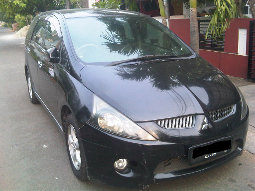 Mitsubishi Grandis GLS MIVEC 2400 pemakaian 2006