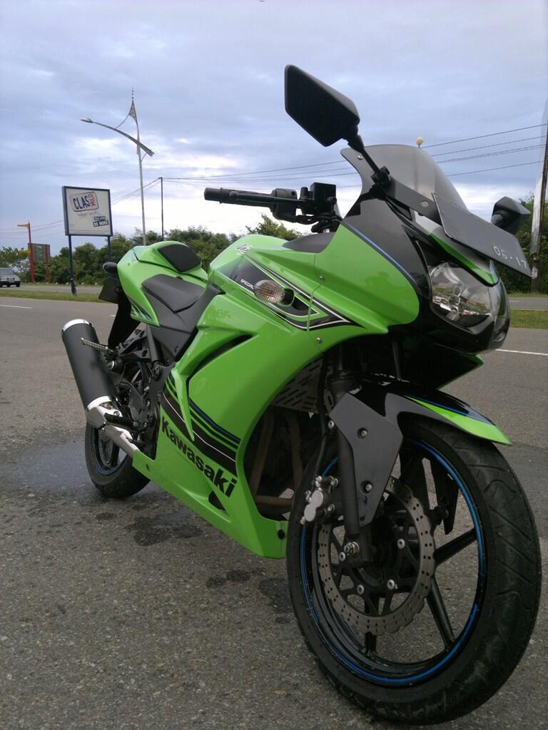 Cari Dijual Kawasaki Ninja 250 Special Edition Tahun 2012 Bulan 6