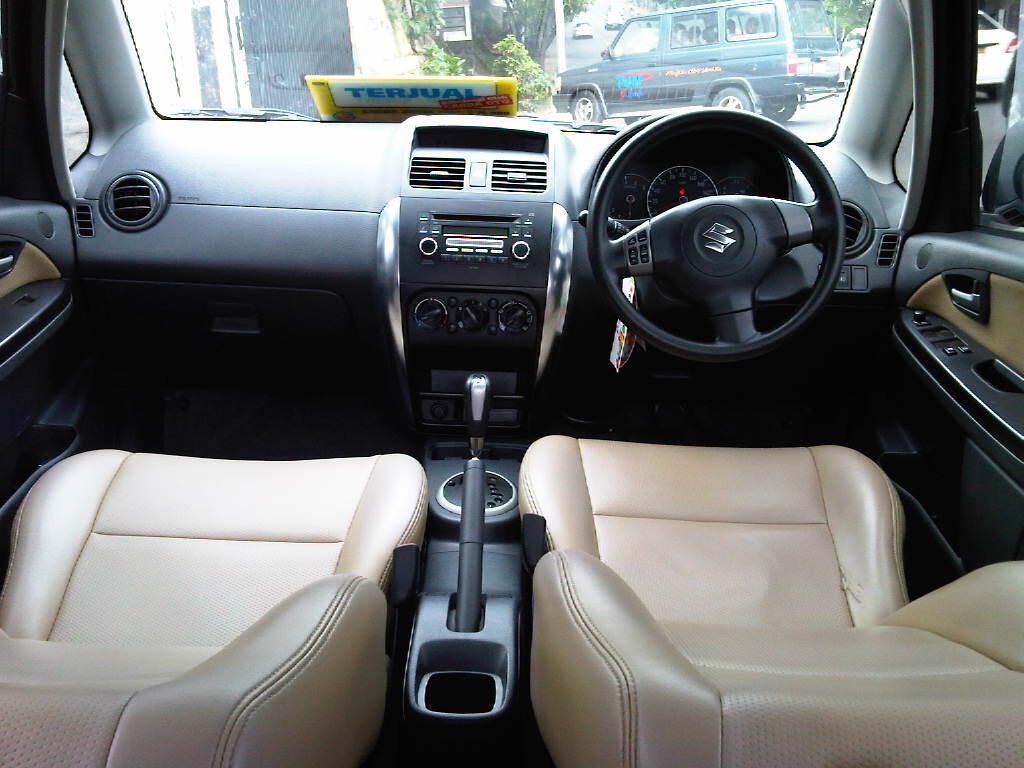 SUZUKI SX4 X-OVER AT 2008 ORANGE METALIK