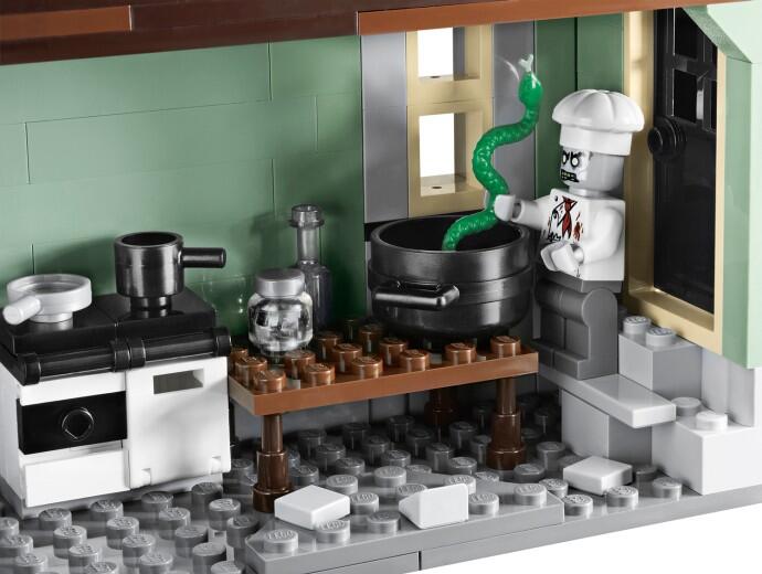 Jual Lego Haunted House