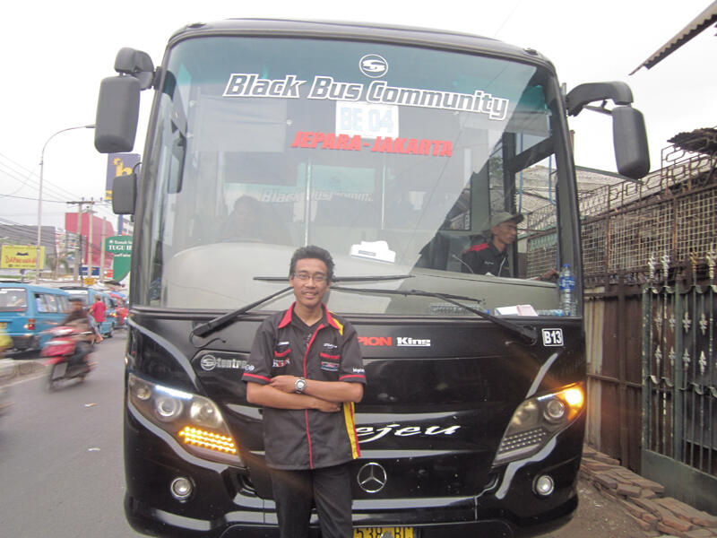 Bejeu &quot;Black Bus Community&quot; (Komunitas Pecinta Bus Bejeu)