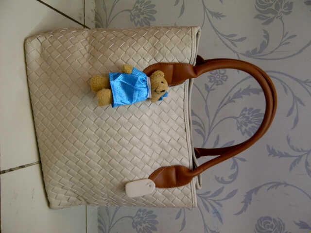 branded bags harga murmeerrr....