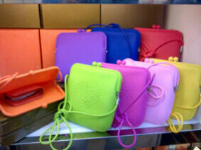 branded bags harga murmeerrr....