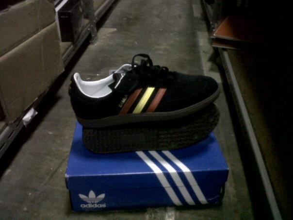 Jual Barang ORIGINAL !! Tas, Jaket (Running/casual), Sepatu (Bola, Sport, Casual)