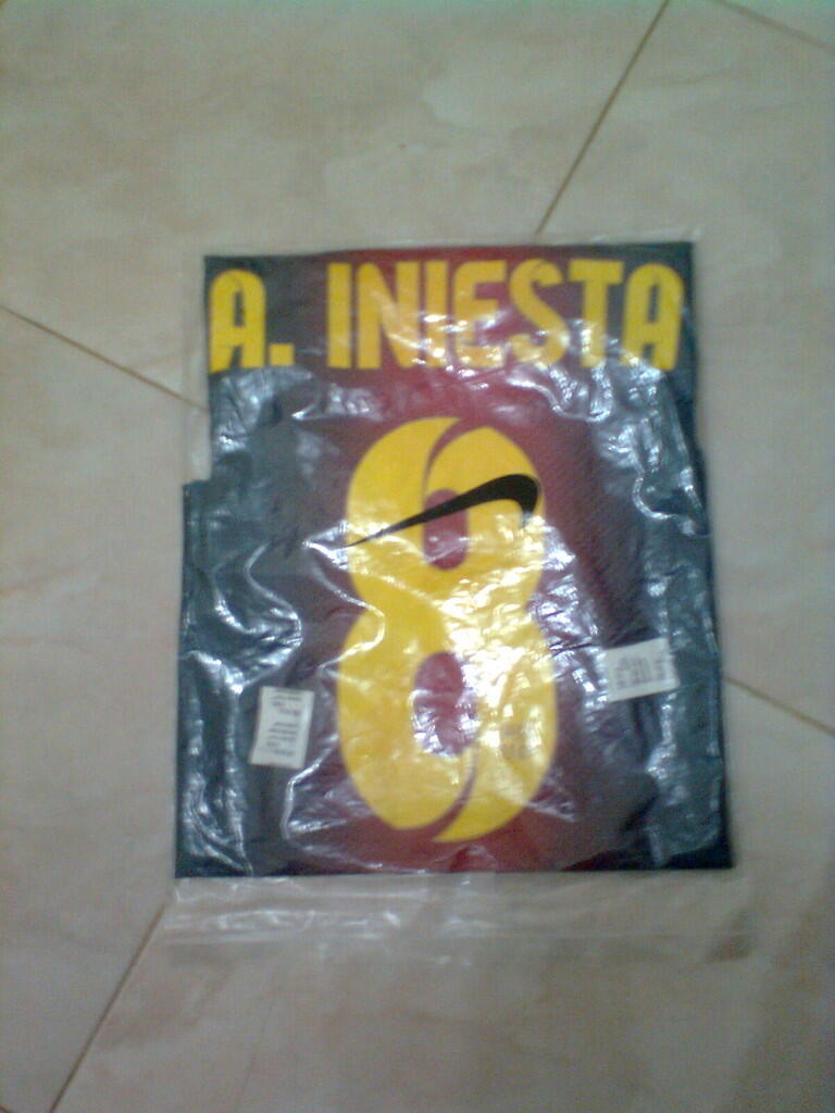 Lelang Jersey Barcelona Home *A Iniesta* Player Issue