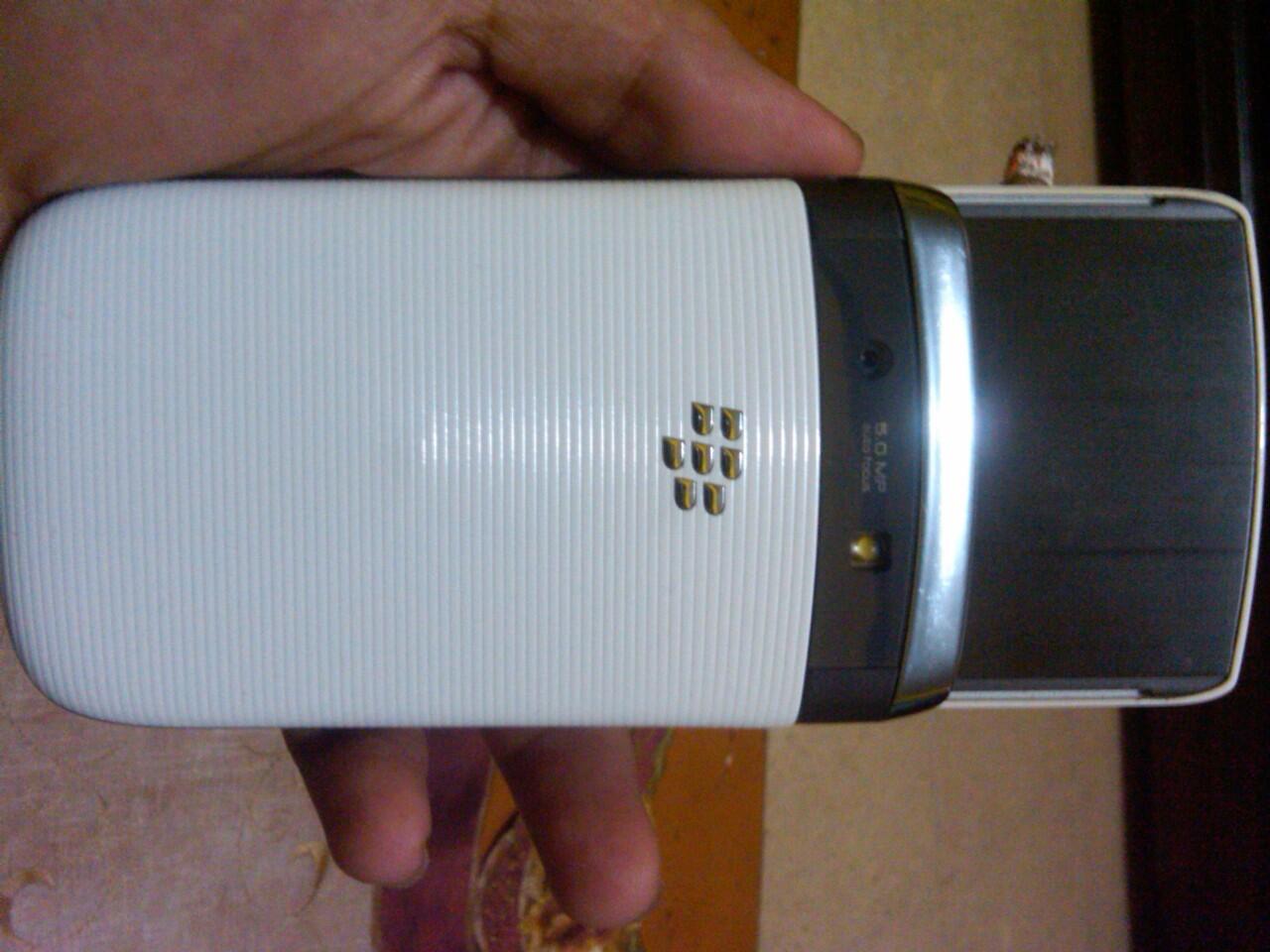 bb 9800 white batang msh segel tam murmer abiss