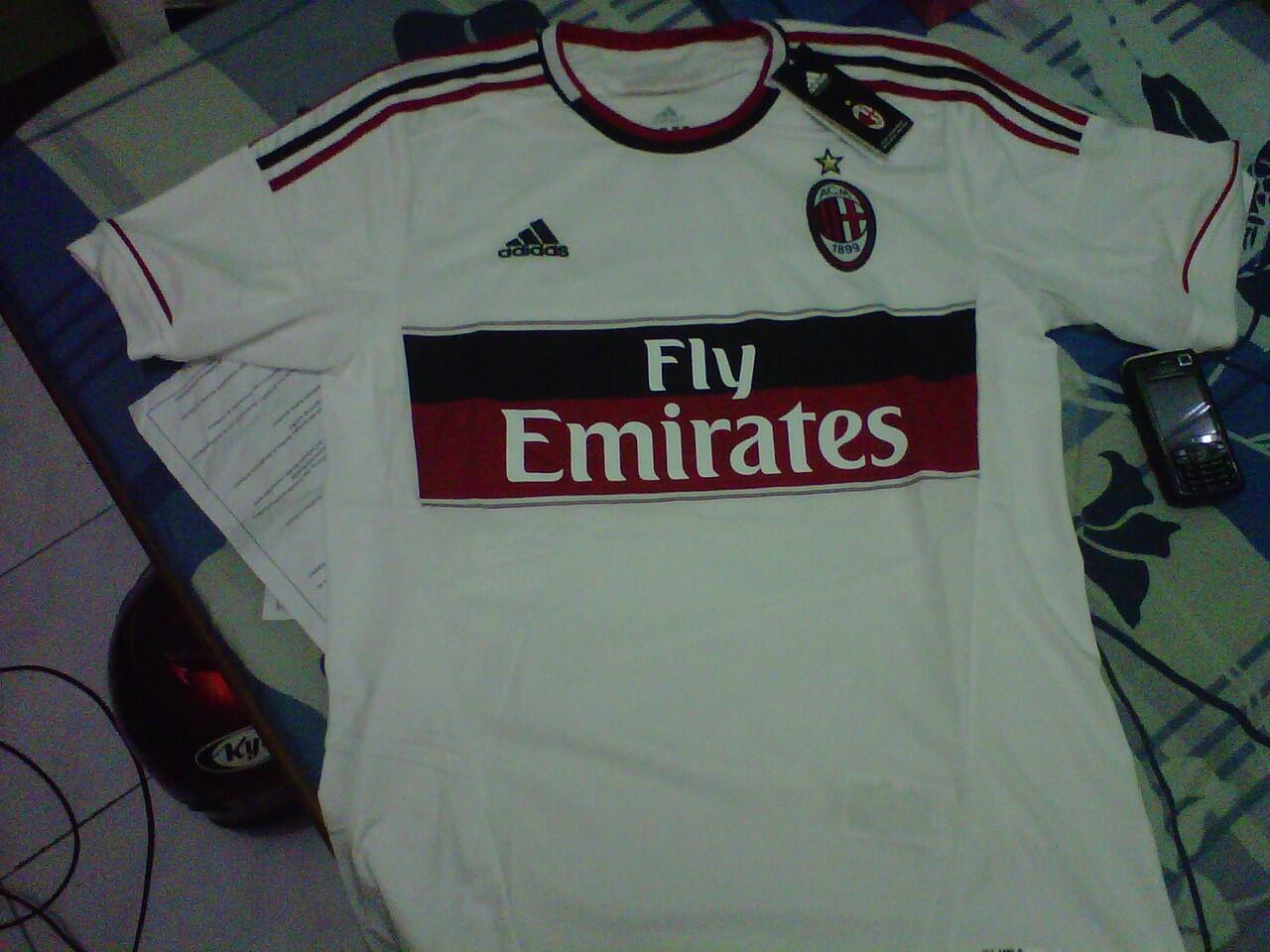 Jual Jersey Grade Ori (KUALITAS OK) Semarang (085865248678) NO TIPU2