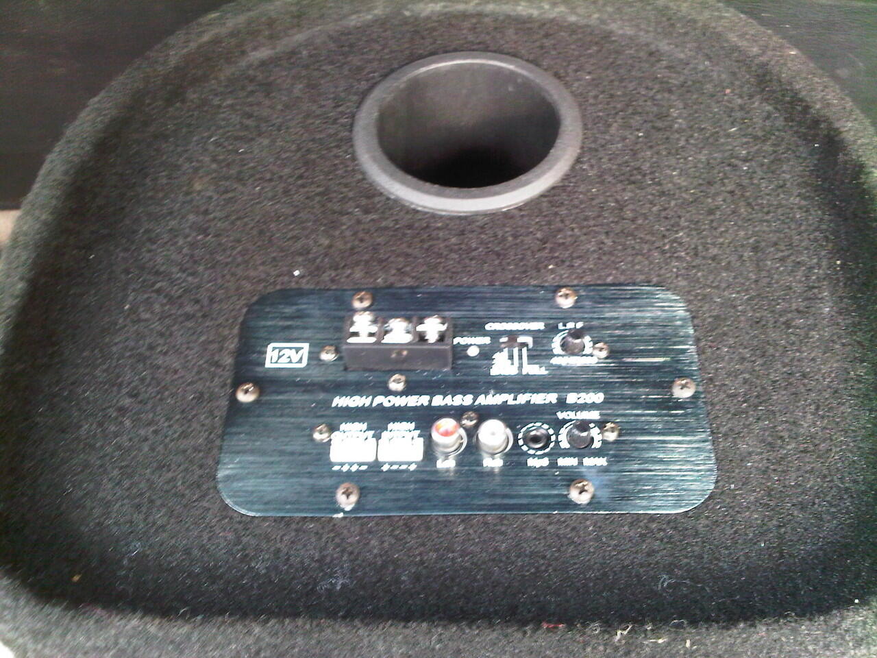 JUAL : Accelera Active subwoofer 10 ", Baru 1 bulan pakai, mulus.